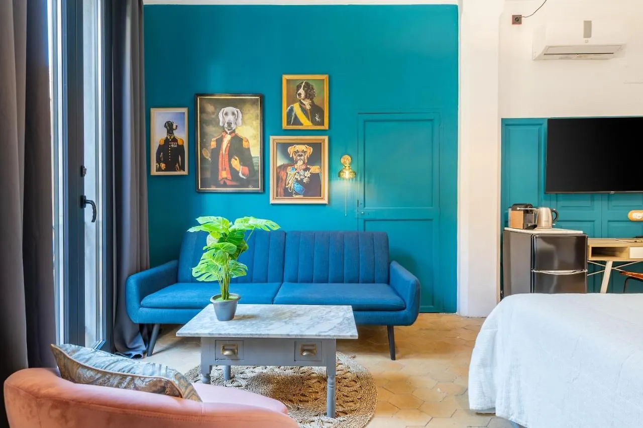 Homestay Dog Admiral - Urban Guest House Palma de Mallorca Spain