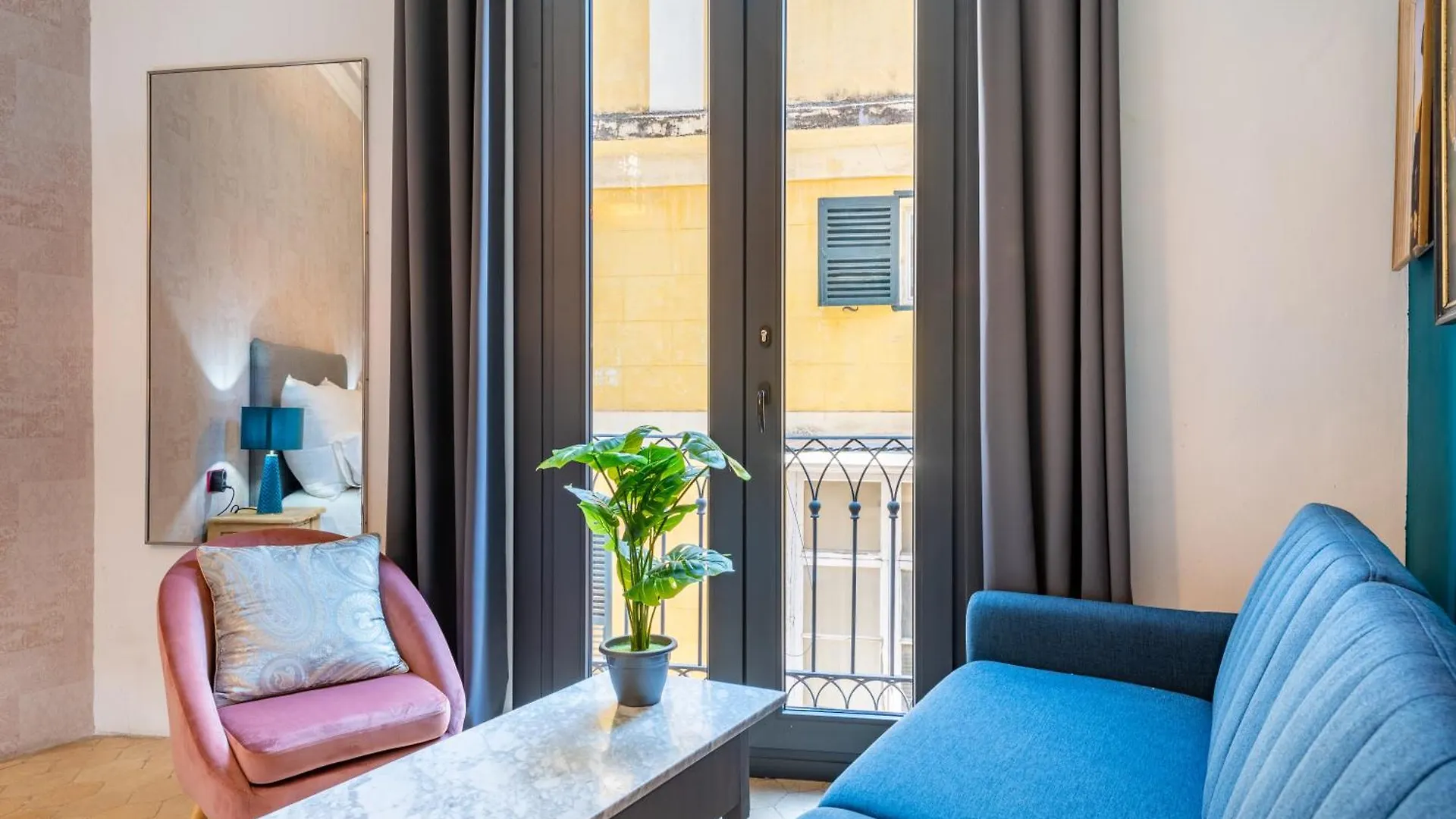 Homestay Dog Admiral - Urban Guest House Palma de Mallorca