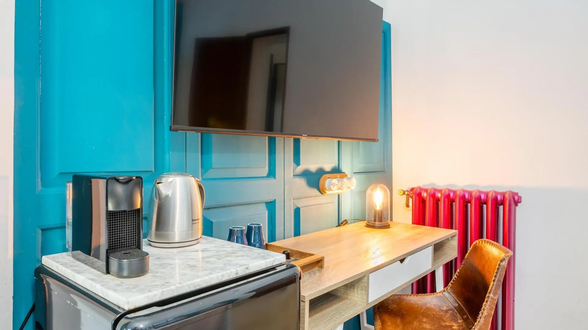 Dog Admiral - Urban Guest House Palma de Mallorca Homestay